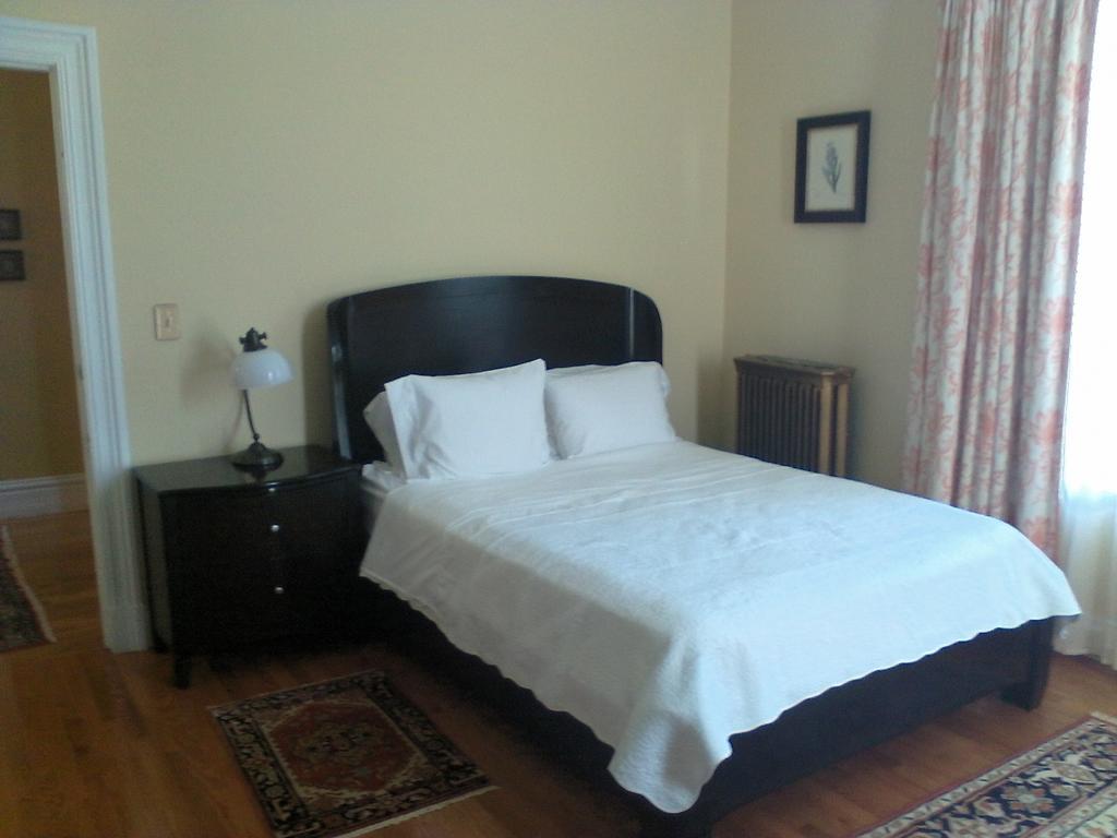 A Kingston Bed & Breakfast Exterior foto