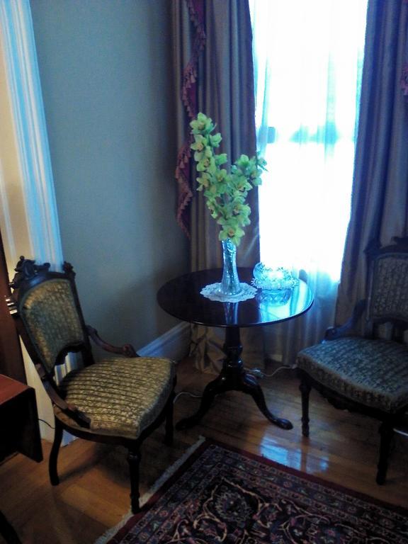 A Kingston Bed & Breakfast Exterior foto